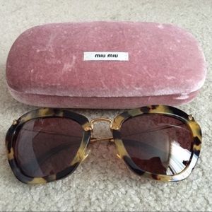 Miu Miu Tortoise Shell w/ Red Lens 😎
